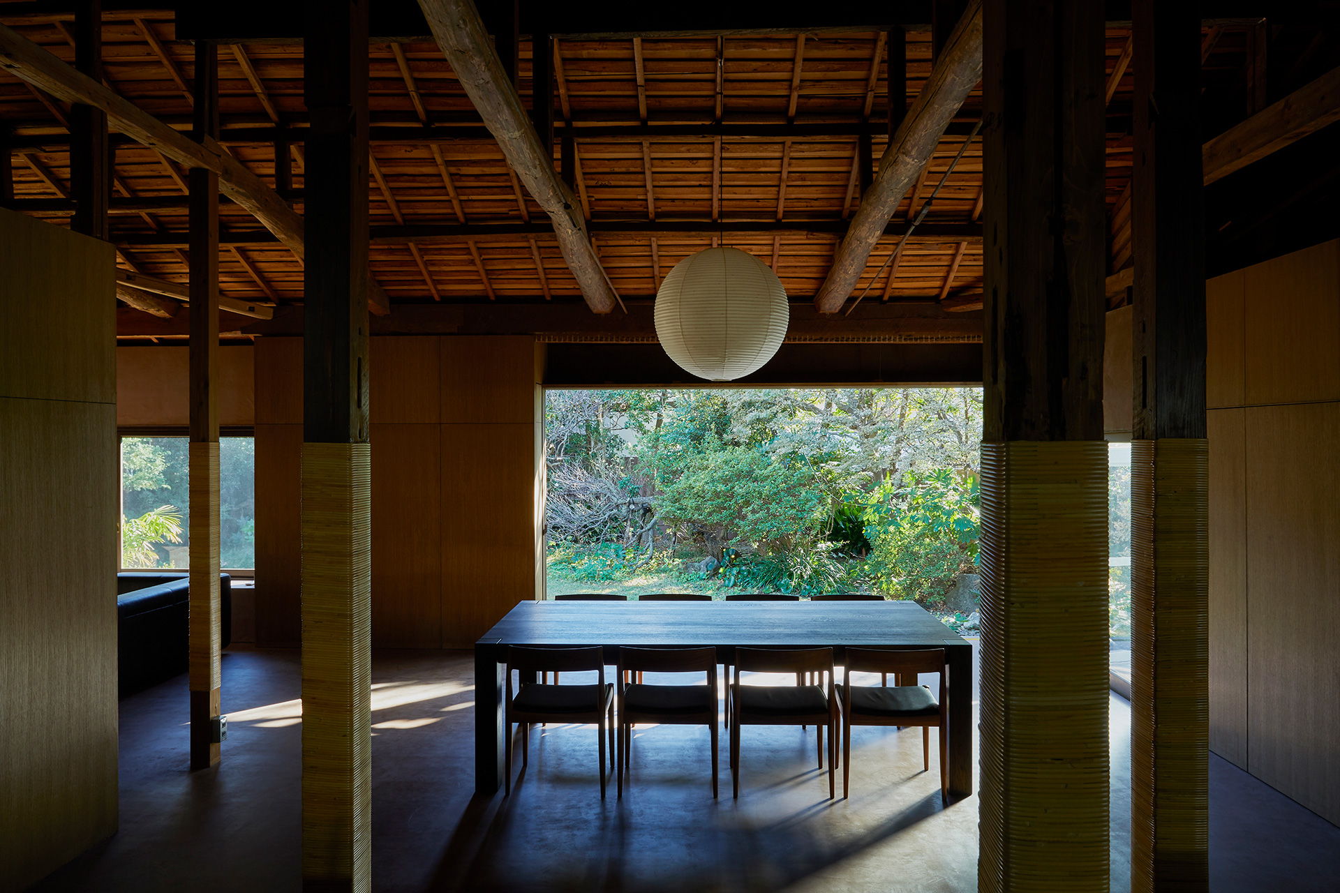 時を重ねた古民家を現代の感性で再生する